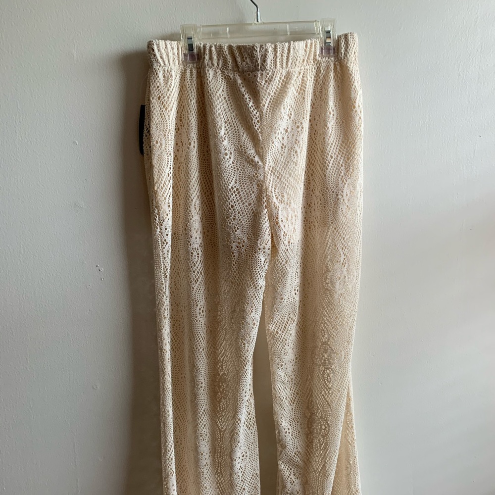Netted Pants - Picture 2 of 3